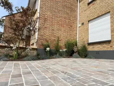 Jardin_Peters_lava_steentjes_15 - 
