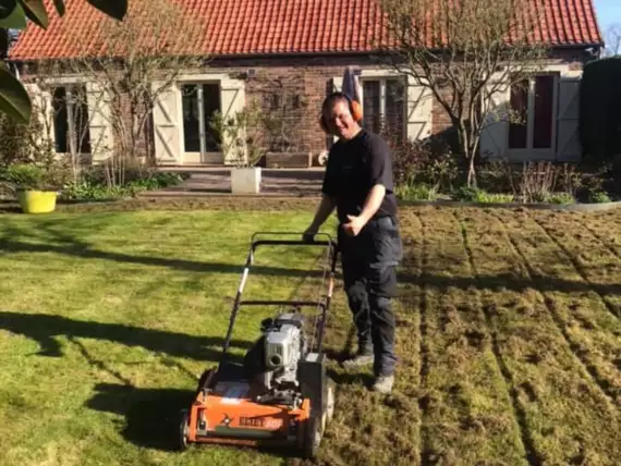 tuinen-jardins-peters-34 - Onderhoud van uw gazon in het voorjaar