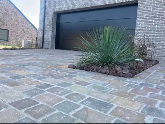 41AA1F12-BE23-4441-9774-B3A3761C249C - Verharding kandela mixt natuur steen